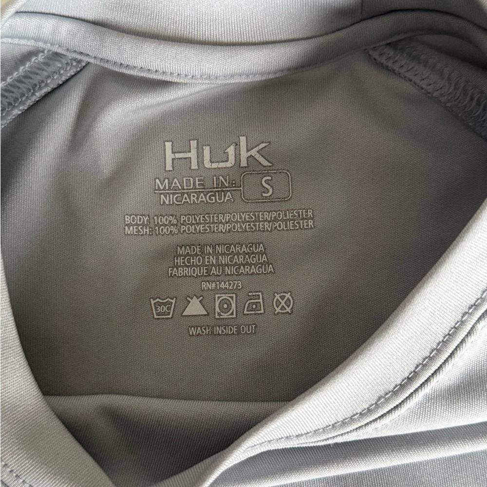 Huk Gray Performance Long Sleeve Shirt, Size S - Picture 3 of 4